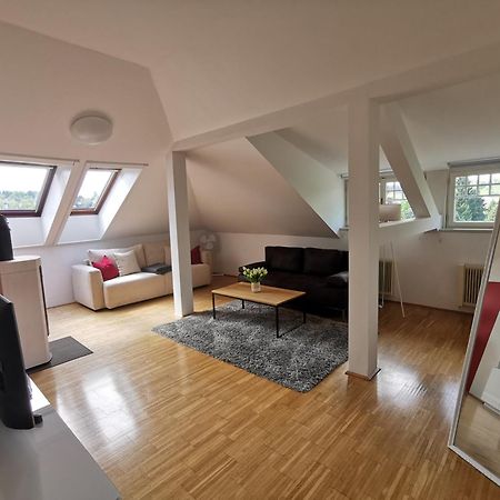 Moderne Dachgeschosswohnung Zentral By Seebnb Velden am Woerthersee Exterior photo